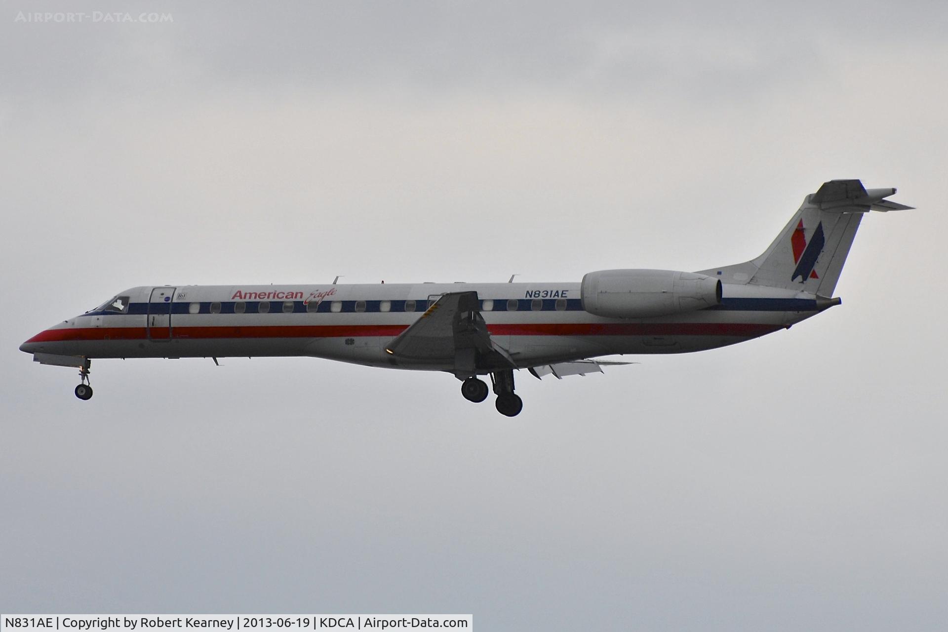 N831AE, 2002 Embraer ERJ-140LR (EMB-135KL) C/N 145616, On short finals for r/w 1
