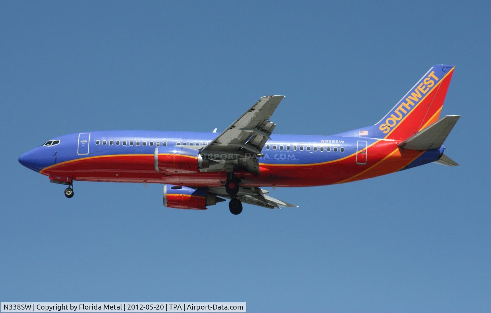 N338SW, 1988 Boeing 737-3H4 C/N 23960, Southwest 737-300