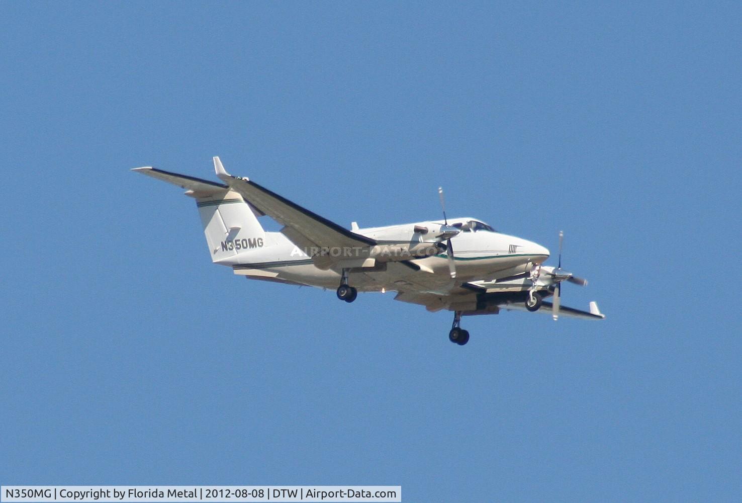 N350MG, 2007 Hawker Beechcraft 350 King Air (B300) C/N FL-528, Beech 350