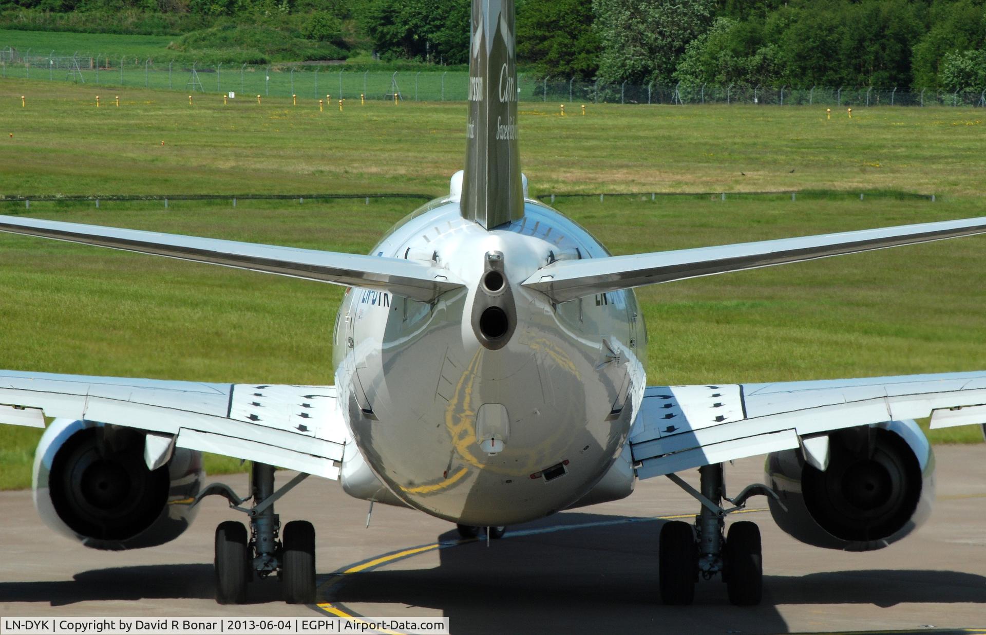 LN-DYK, 2011 Boeing 737-8JP C/N 39046, A nice angle. Turning onto runway 06 for departure to Oslo.
