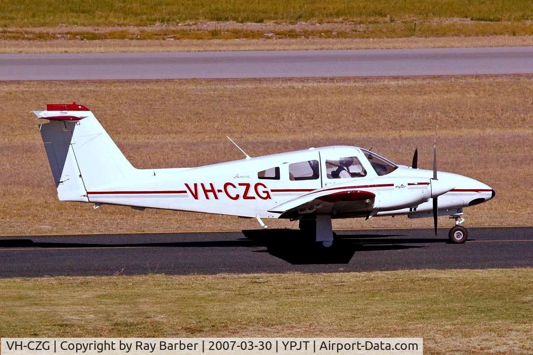 VH-CZG, 2005 Piper PA-44-180 Seminole C/N 4496215, Piper PA-44-180 Seminole [4496215] (China Southern Flying College) Perth-Jandakot~VH 30/03/2007