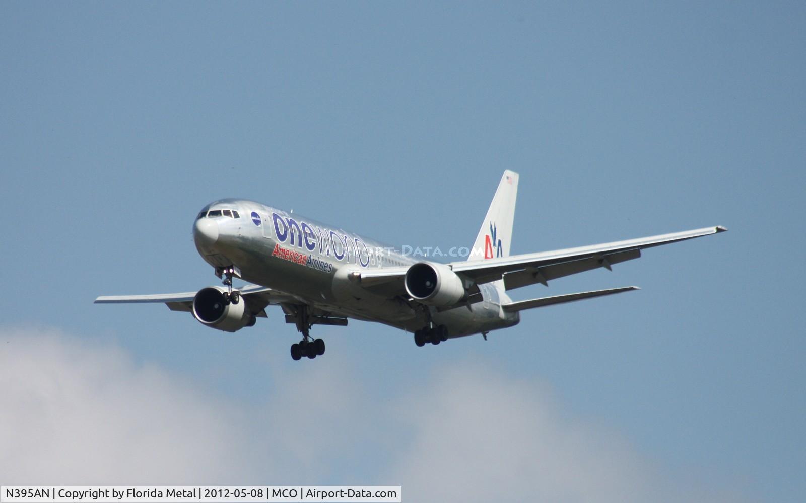 N395AN, 1998 Boeing 767-323 C/N 29432, American One World 767-300