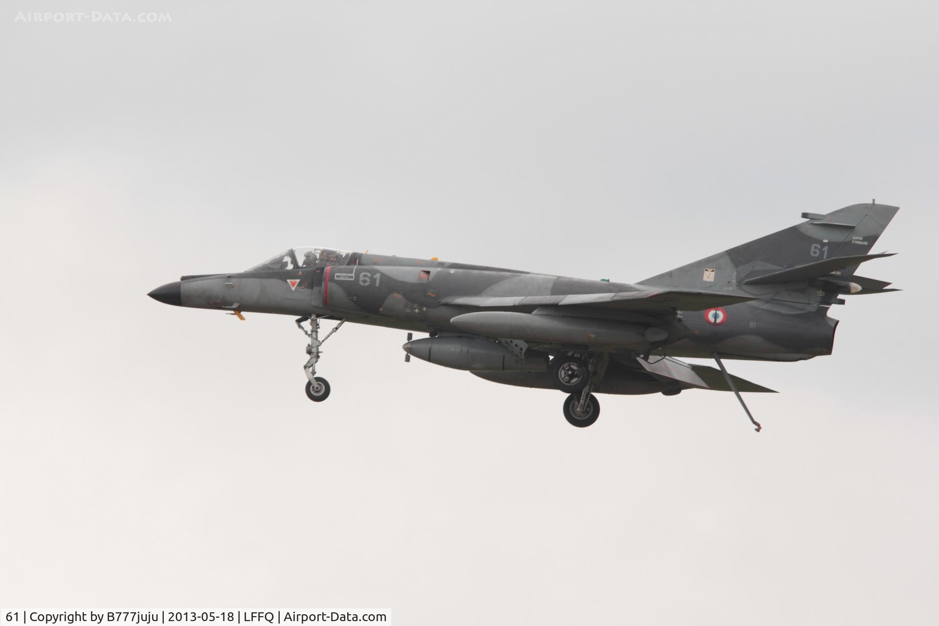 61, Dassault Super Etendard C/N 67, at La Fertè Alais 2013