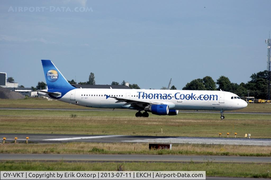 OY-VKT, 2003 Airbus A321-211 C/N 1972, OY-VKT in CPH