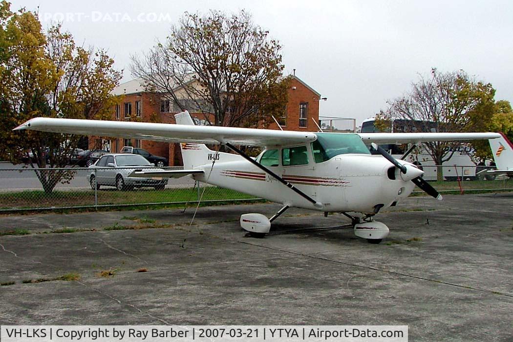 VH-LKS, 1980 Cessna 172N C/N 172-73962, Cessna 172N Skyhawk [172-73962] Tyabb~VH 21/03/2007