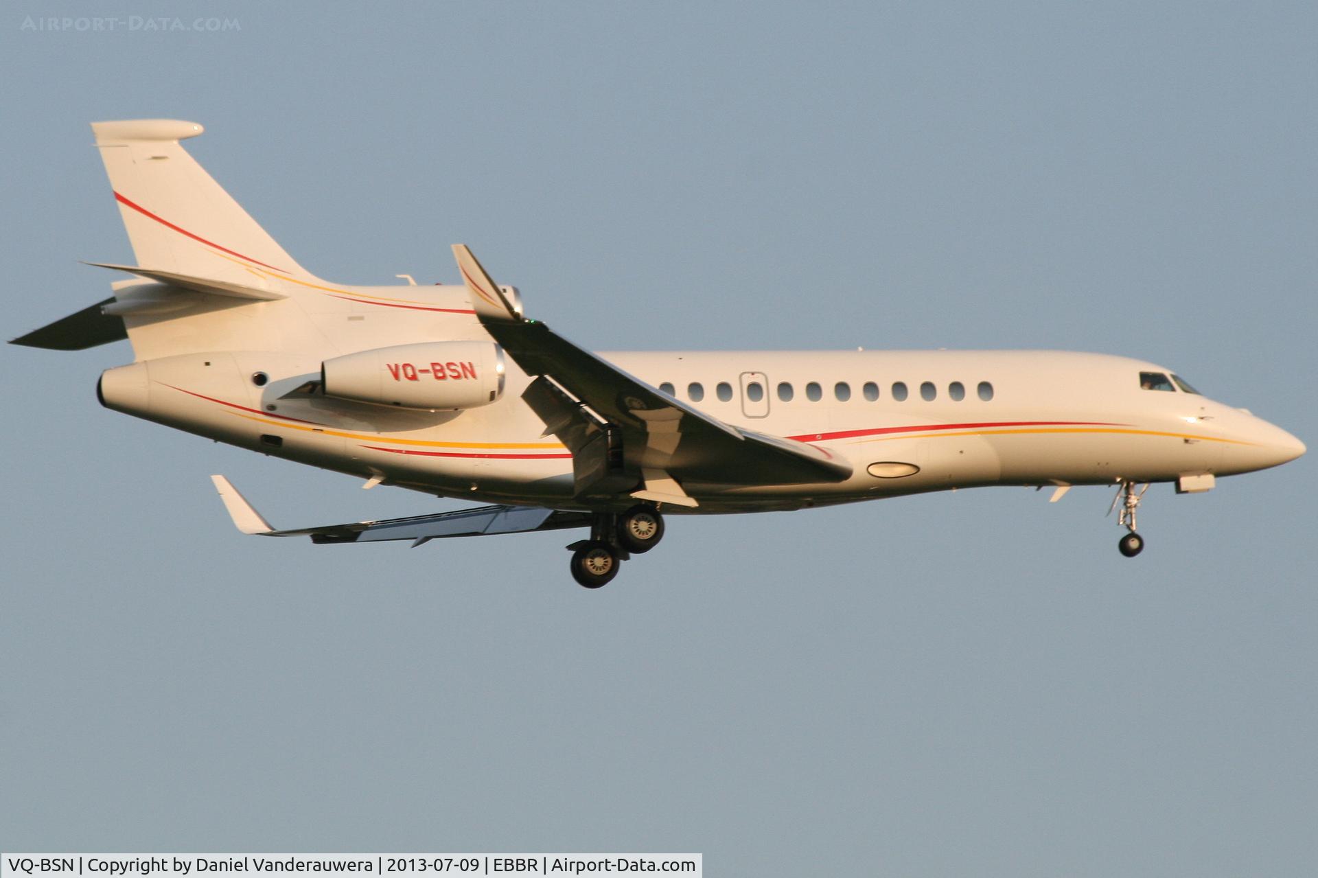 VQ-BSN, 2009 Dassault Falcon 7X C/N 58, Descending to RWY 02