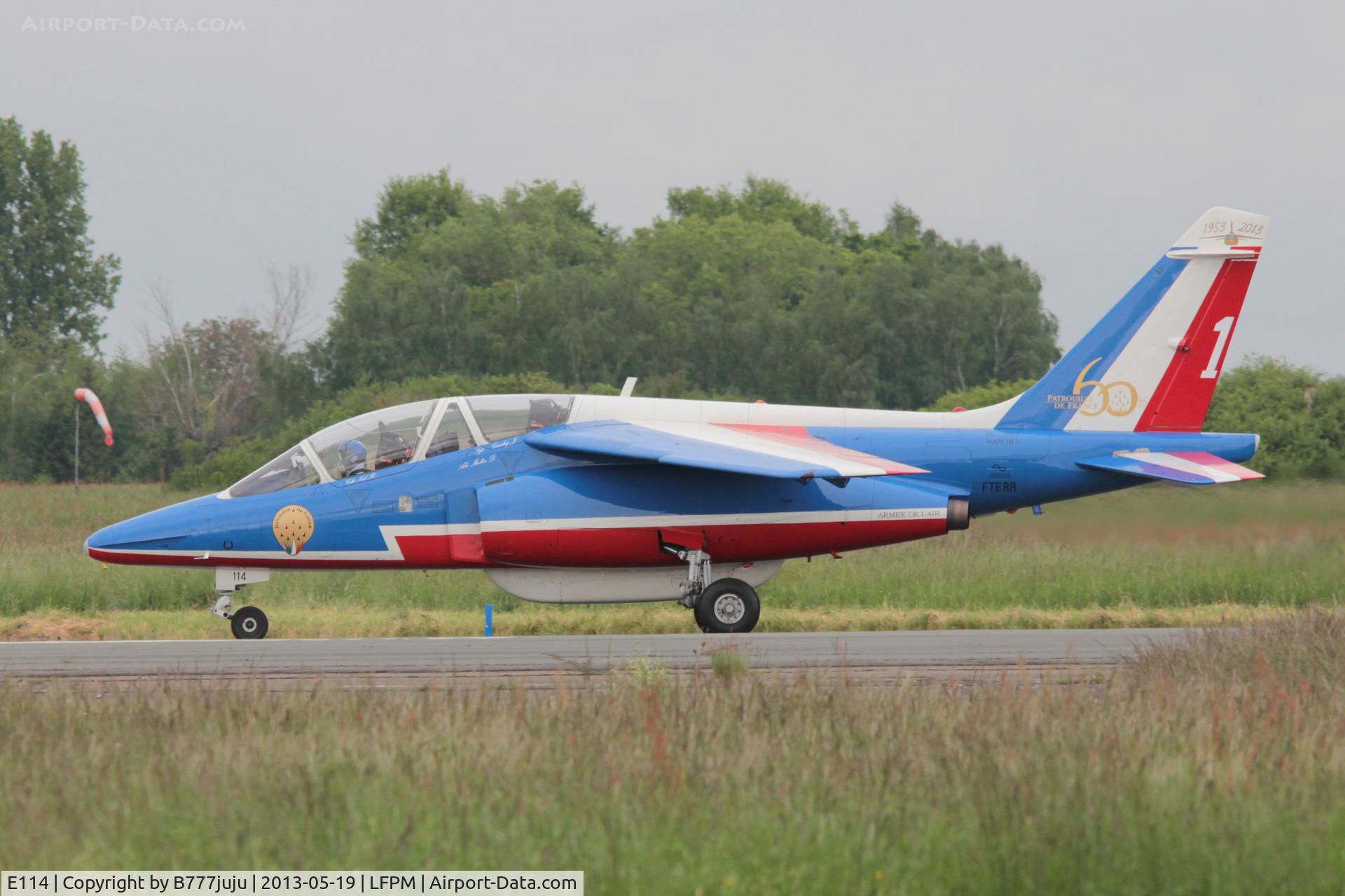E114, Dassault-Dornier Alpha Jet E C/N E114, Athos 1 for PAF 2013, with spécial marking for 60 years of Patrouille de France