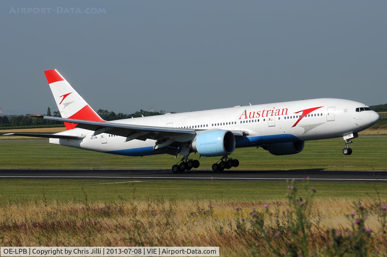 OE-LPB, 1998 Boeing 777-2Z9/ER C/N 28699, Austrian Airlines