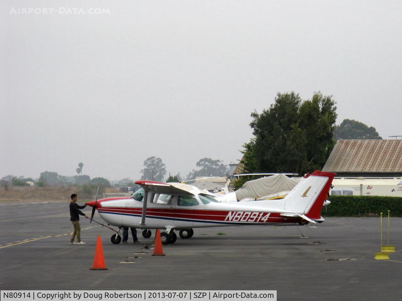 N80914, 1976 Cessna 172M C/N 17266799, 1976 Cessna 172M SKYHAWK, Lycoming O-320-E2D 150 Hp, spotting the aircraft