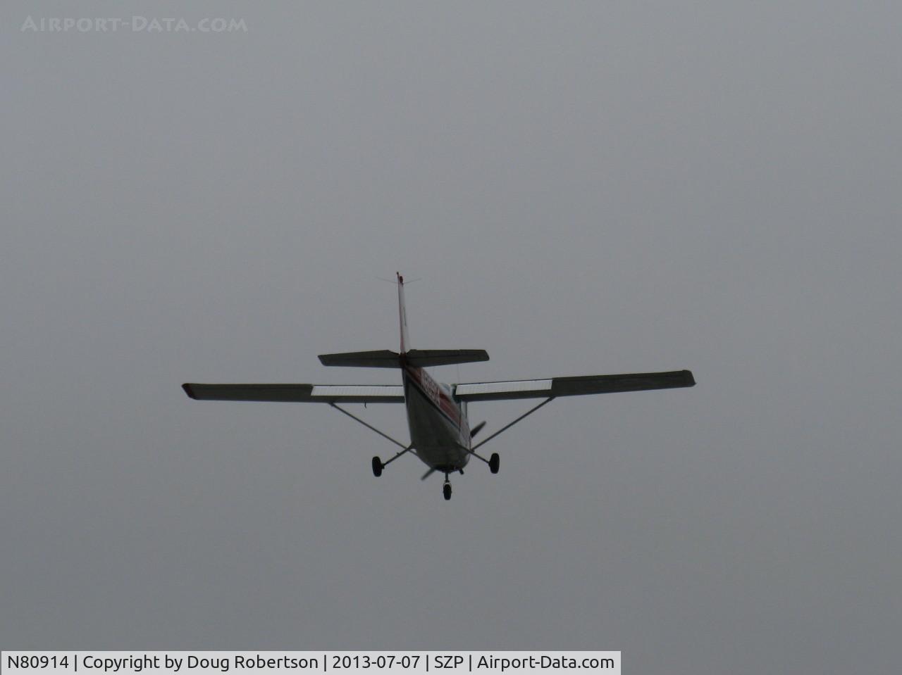 N80914, 1976 Cessna 172M C/N 17266799, 1976 Cessna 172M SKYHAWK, Lycoming O-320-E2D 150 Hp, on final Rwy 22
