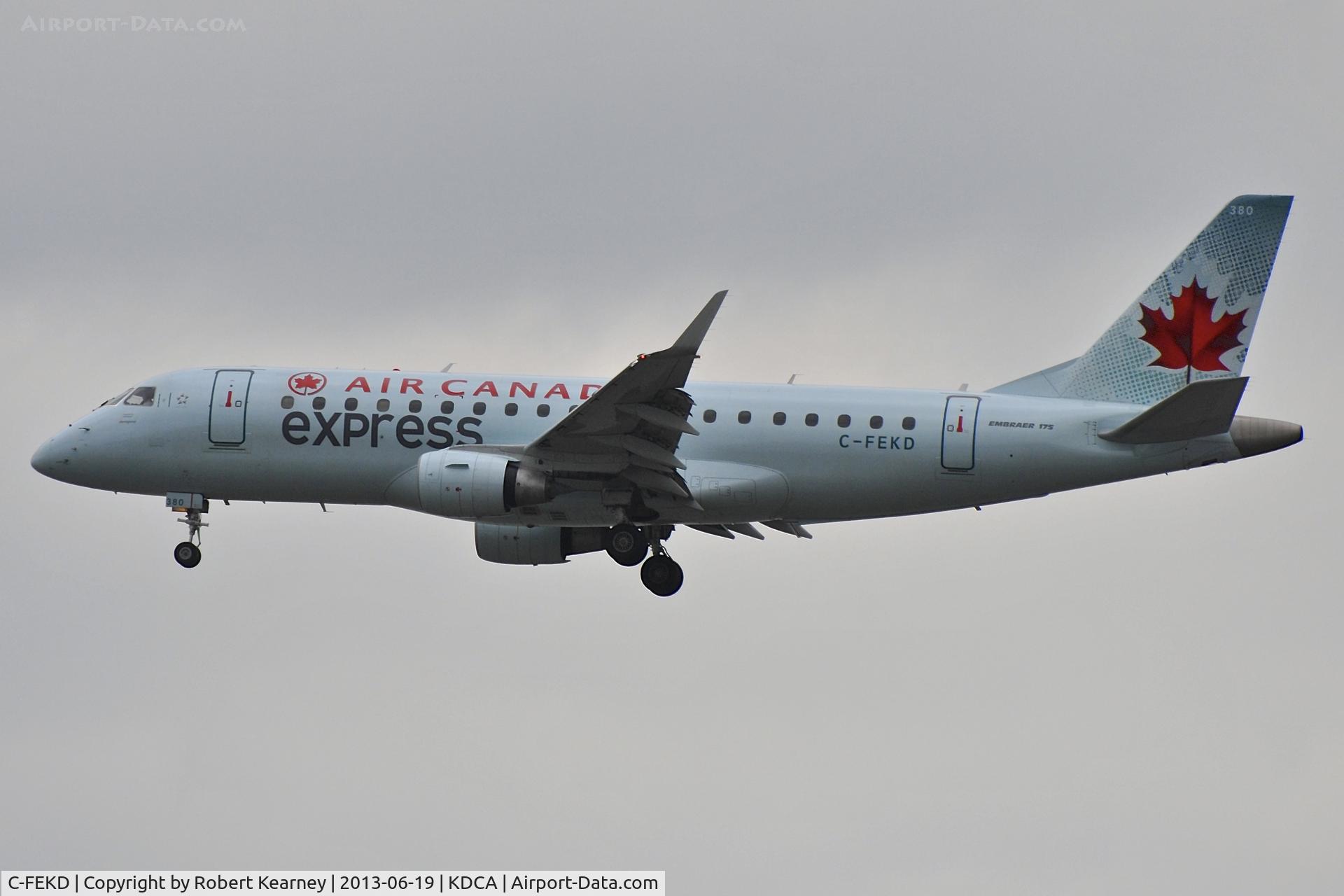 C-FEKD, 2005 Embraer 175SU (ERJ-170-200SU) C/N 17000101, On short finals for r/w 1