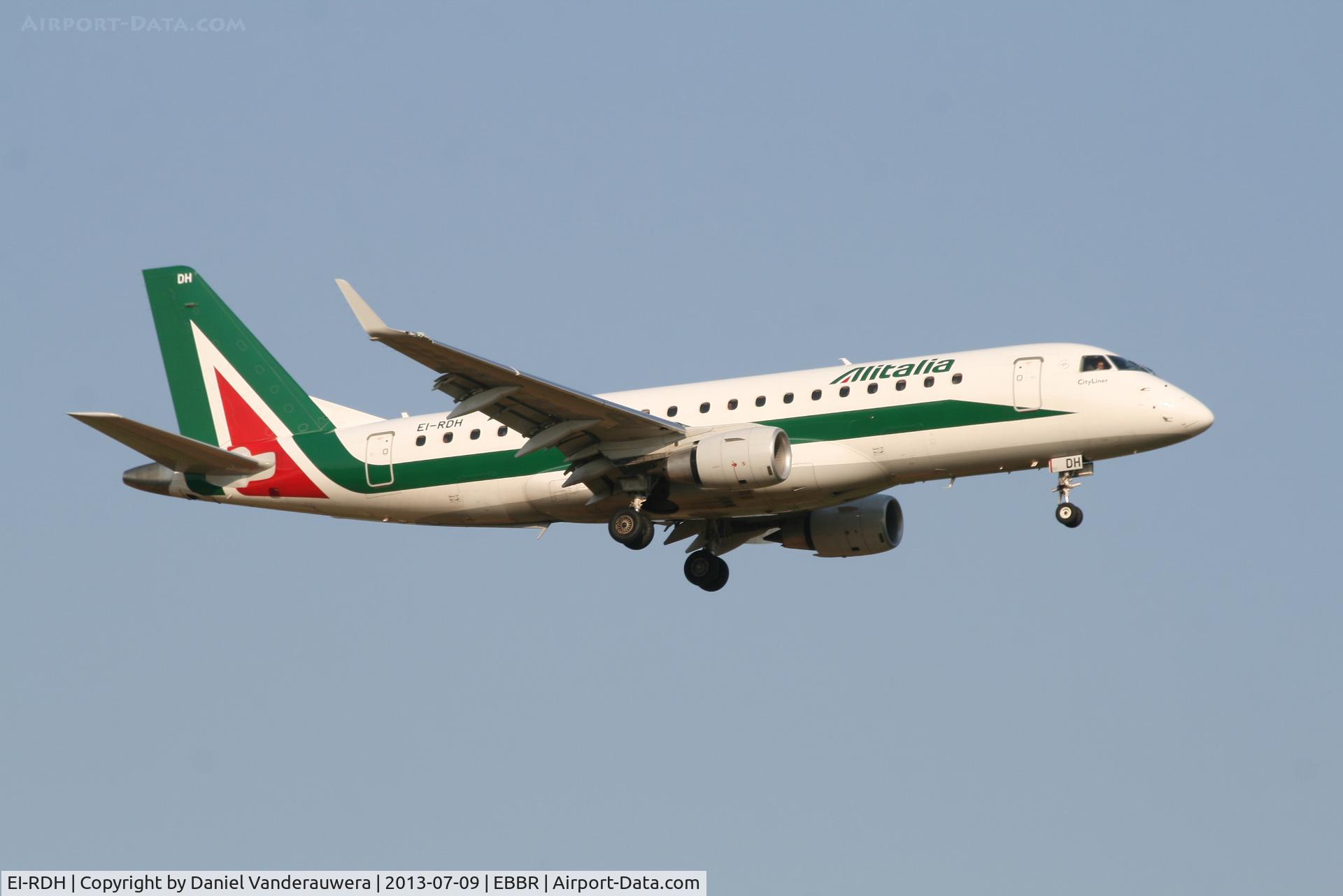 EI-RDH, 2012 Embraer 175LR (ERJ-170-200LR) C/N 17000339, Arrival of flight AZ148 to RWY 02