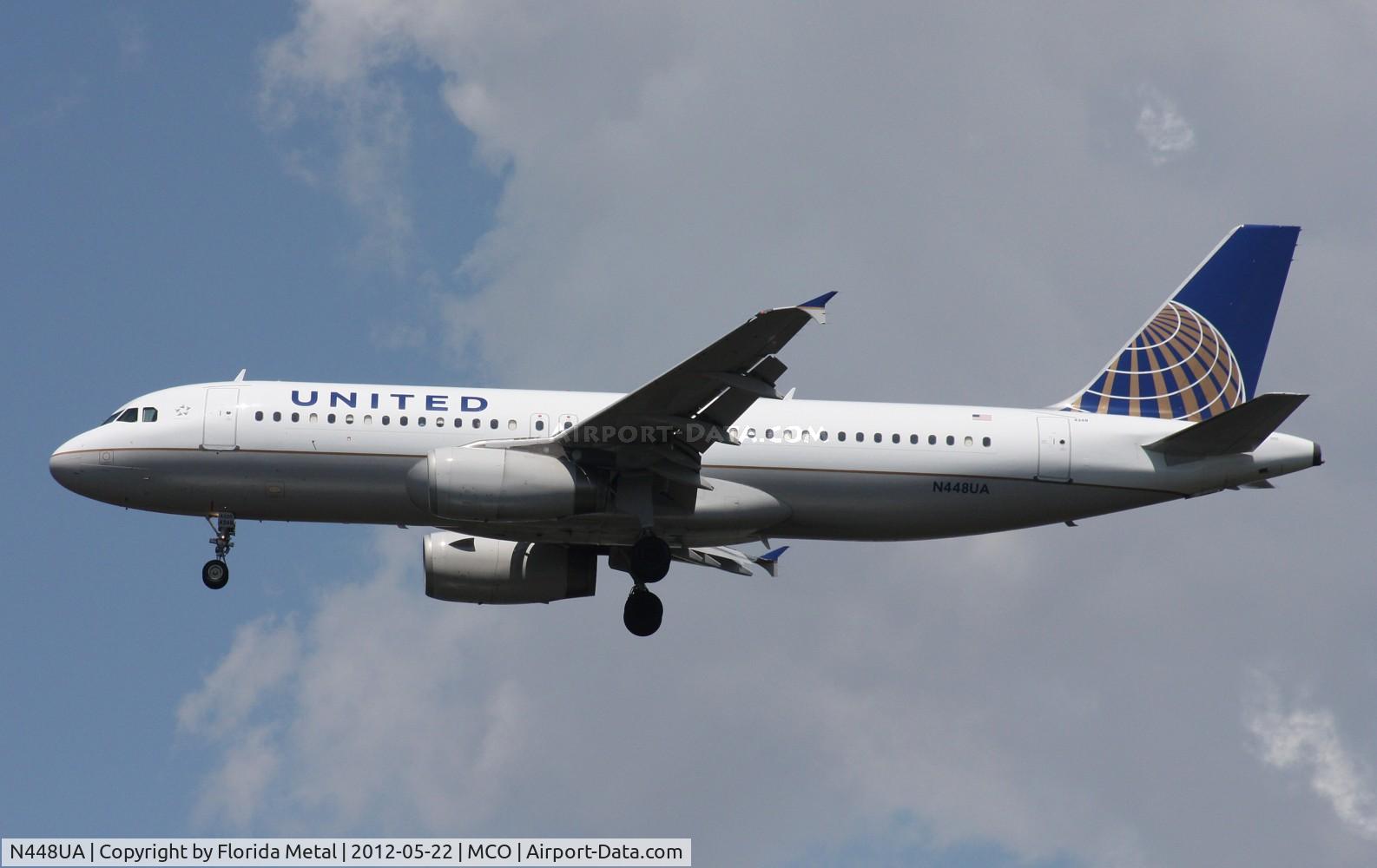 N448UA, 1998 Airbus A320-232 C/N 842, United A320