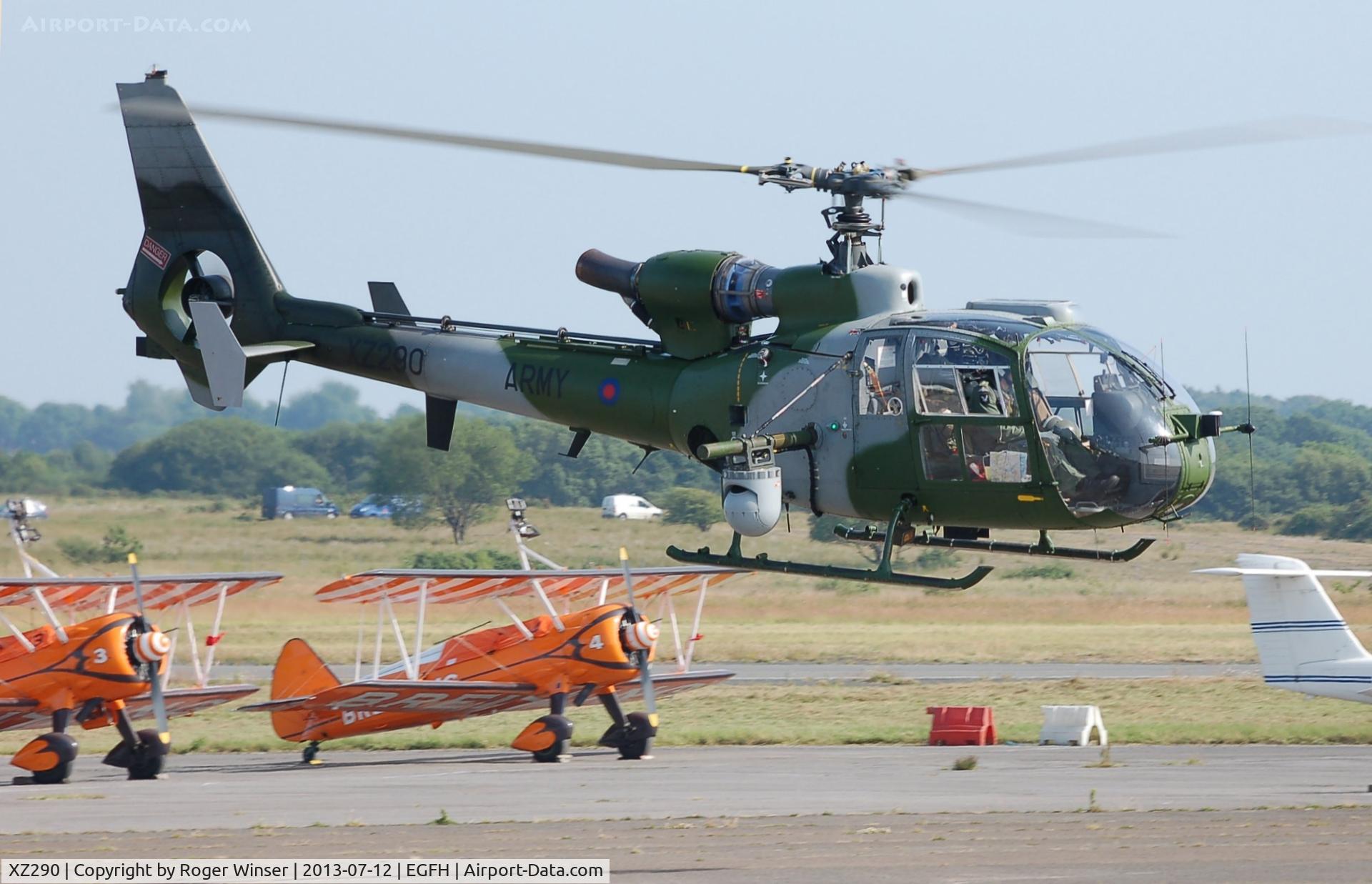 XZ290, 1976 Westland SA-341B Gazelle AH1 C/N WA1489, Visiting Army Air Corps Gazelle.