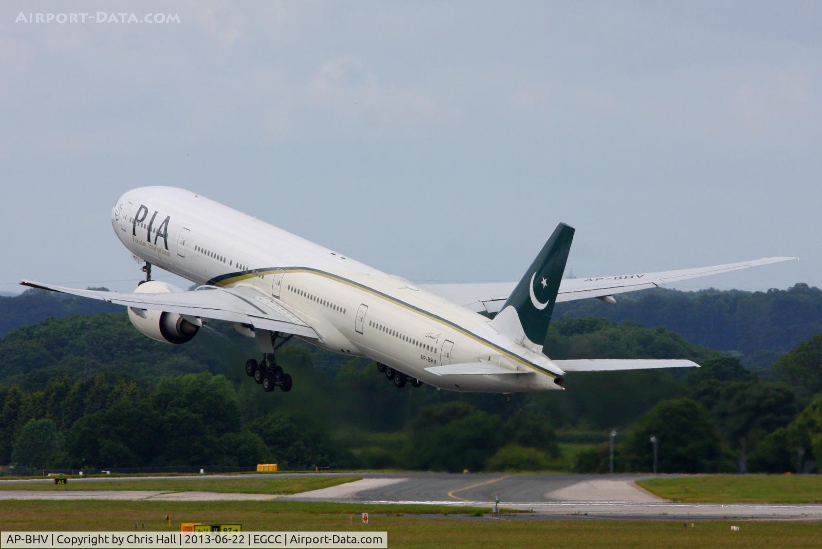 AP-BHV, 2006 Boeing 777-340/ER C/N 33778, PIA Pakistan International Airlines