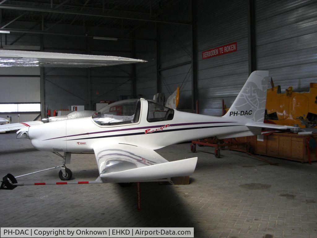 PH-DAC, DAC RangeR C/N 001, Hangaar