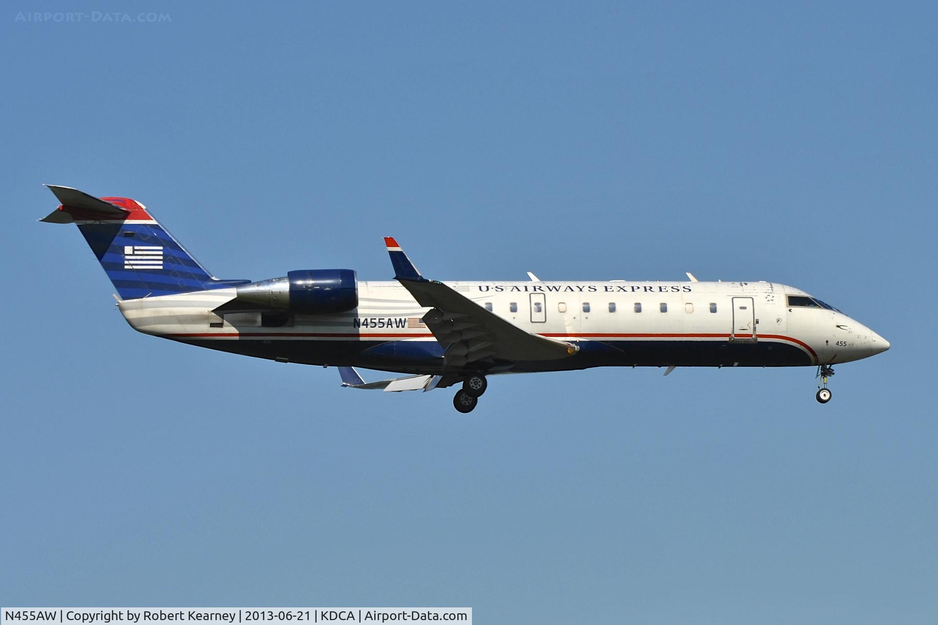 N455AW, 2003 Bombardier CRJ-200LR (CL-600-2B19) C/N 7848, On short finals for r/w 19