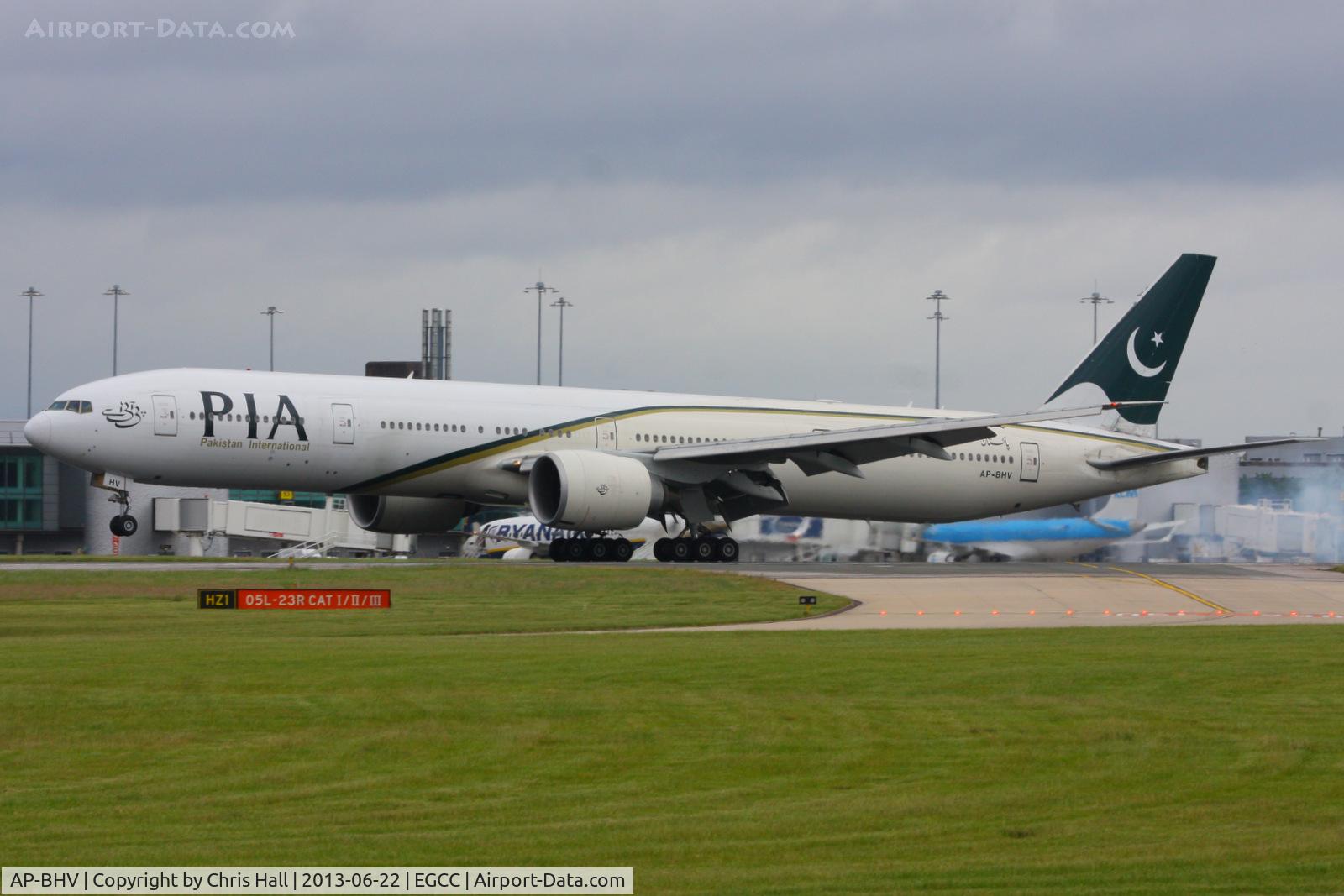 AP-BHV, 2006 Boeing 777-340/ER C/N 33778, PIA Pakistan International Airlines