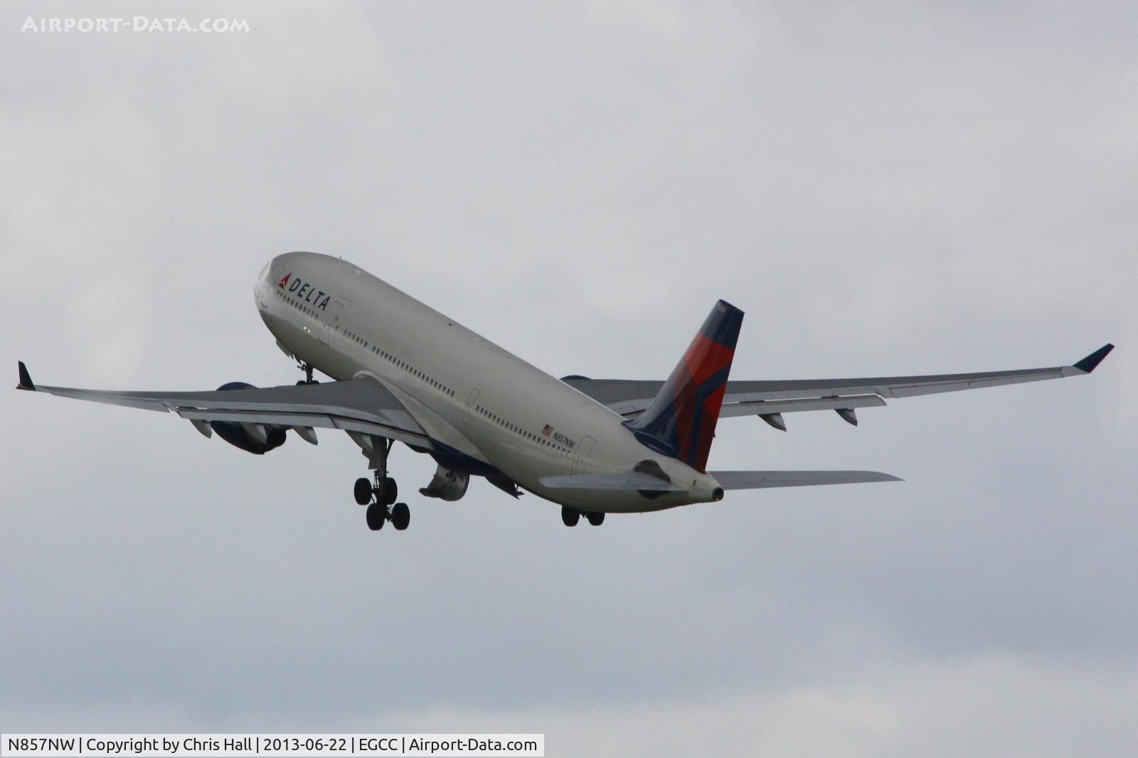 N857NW, 2004 Airbus A330-223 C/N 0633, Delta