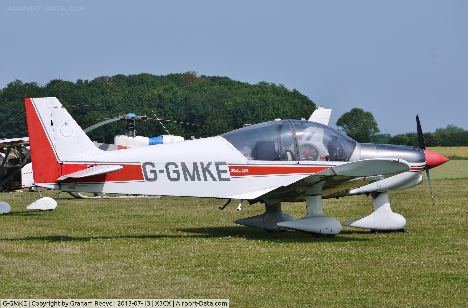 G-GMKE, 1993 Robin HR-200-120B C/N 257, Parked at Northrepps.