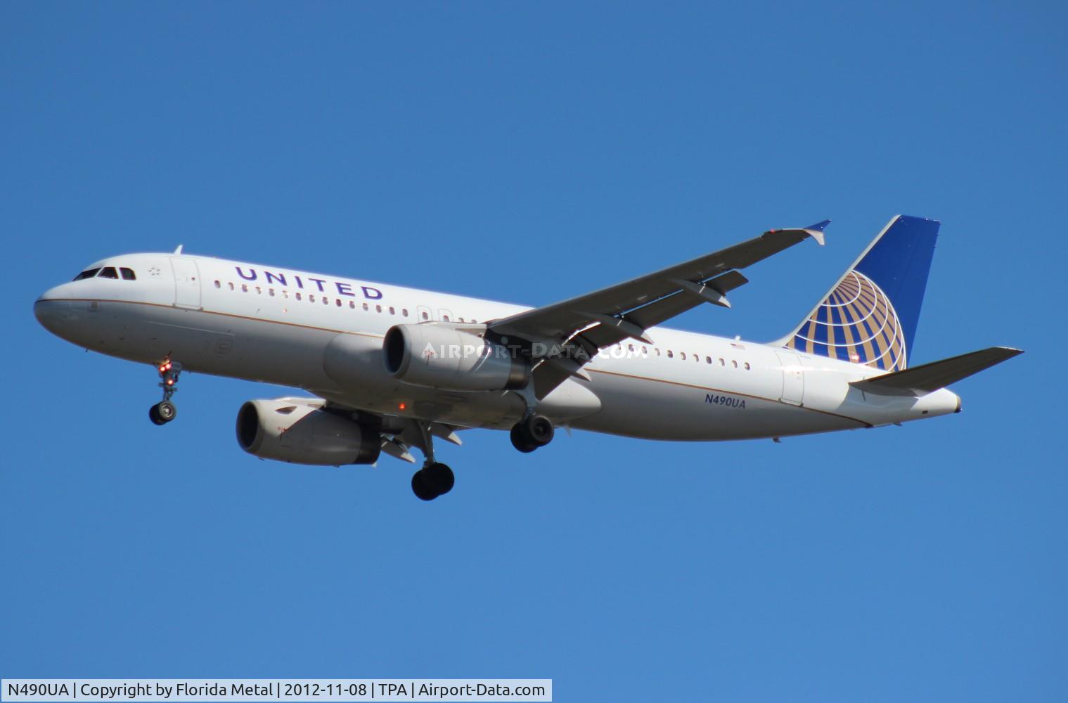 N490UA, 2002 Airbus A320-232 C/N 1728, United A320