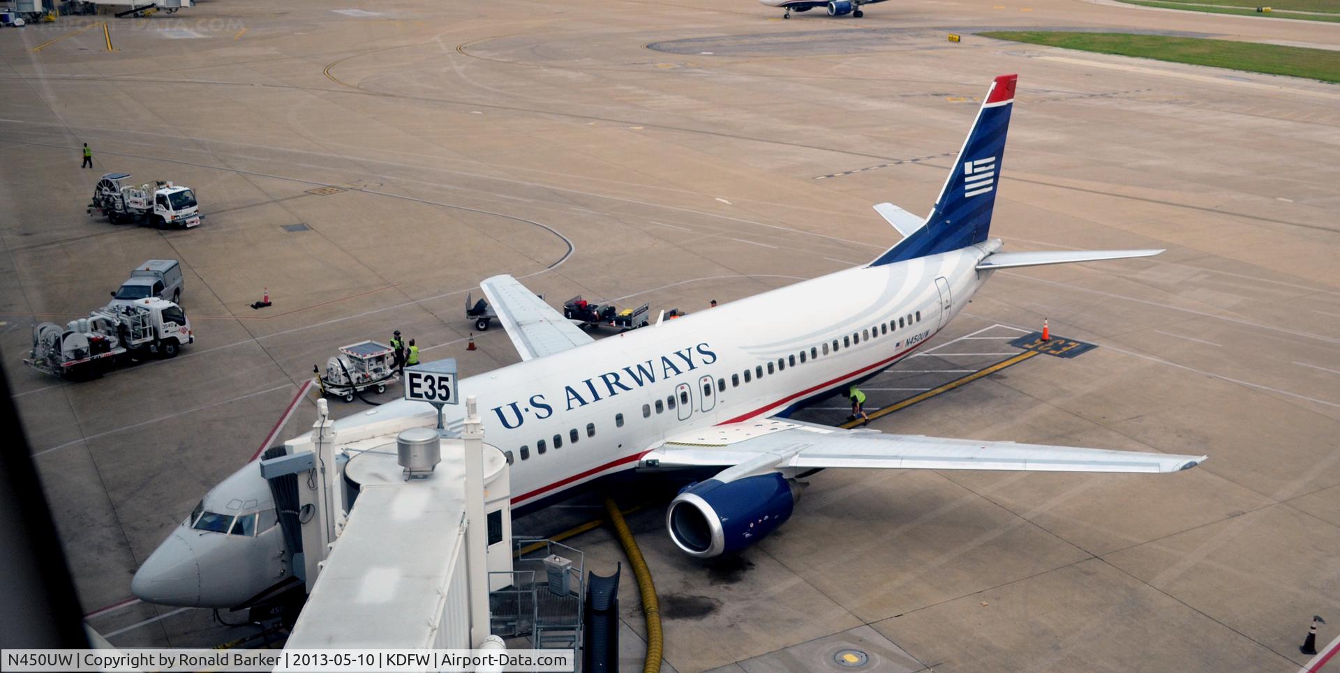 N450UW, 1990 Boeing 737-4B7 C/N 24933, Gate E35  DFW