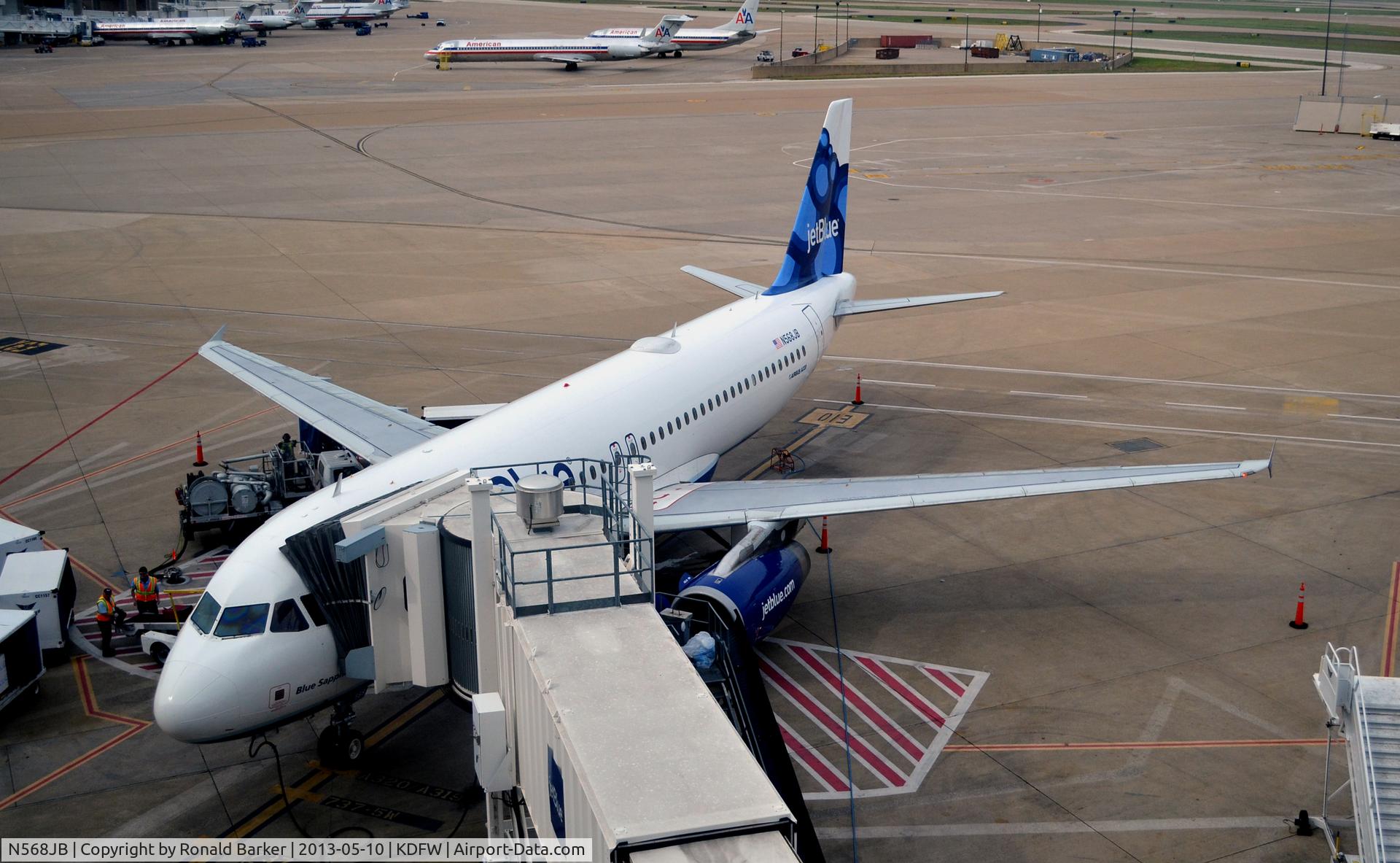 N568JB, 2003 Airbus A320-232 C/N 2063, Gate E10 DFW  Blue Sapphire