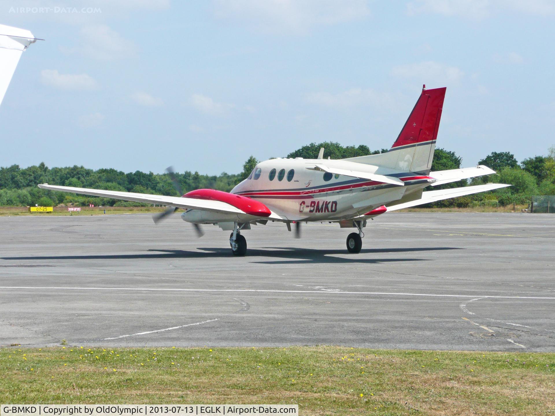 G-BMKD, 1984 Beech C90A King Air C/N LJ-1069, Taxying for departure RW25