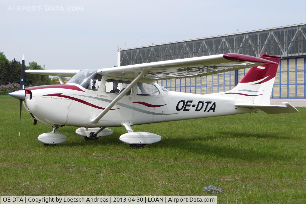OE-DTA, Reims F172L Skyhawk C/N 0857, New colors on OE-DTA