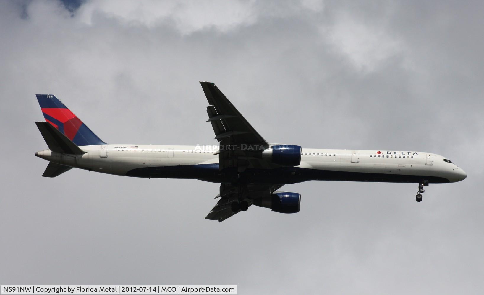 N591NW, 2003 Boeing 757-351 C/N 32991, Delta 757-300