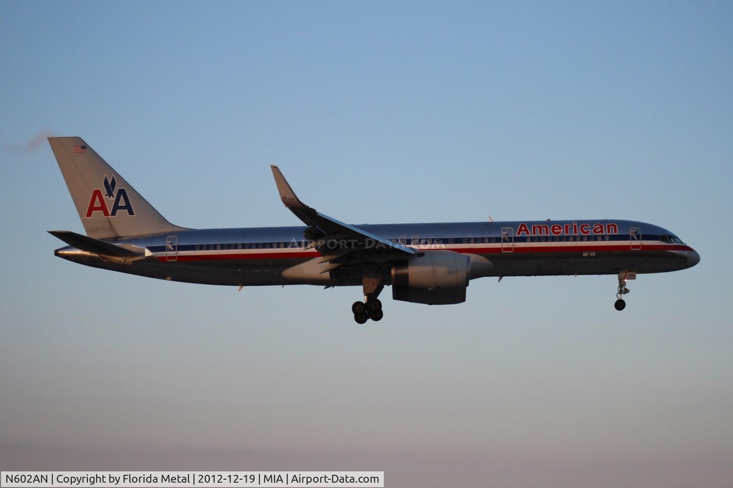 N602AN, 1995 Boeing 757-223 C/N 27053, American 757-200