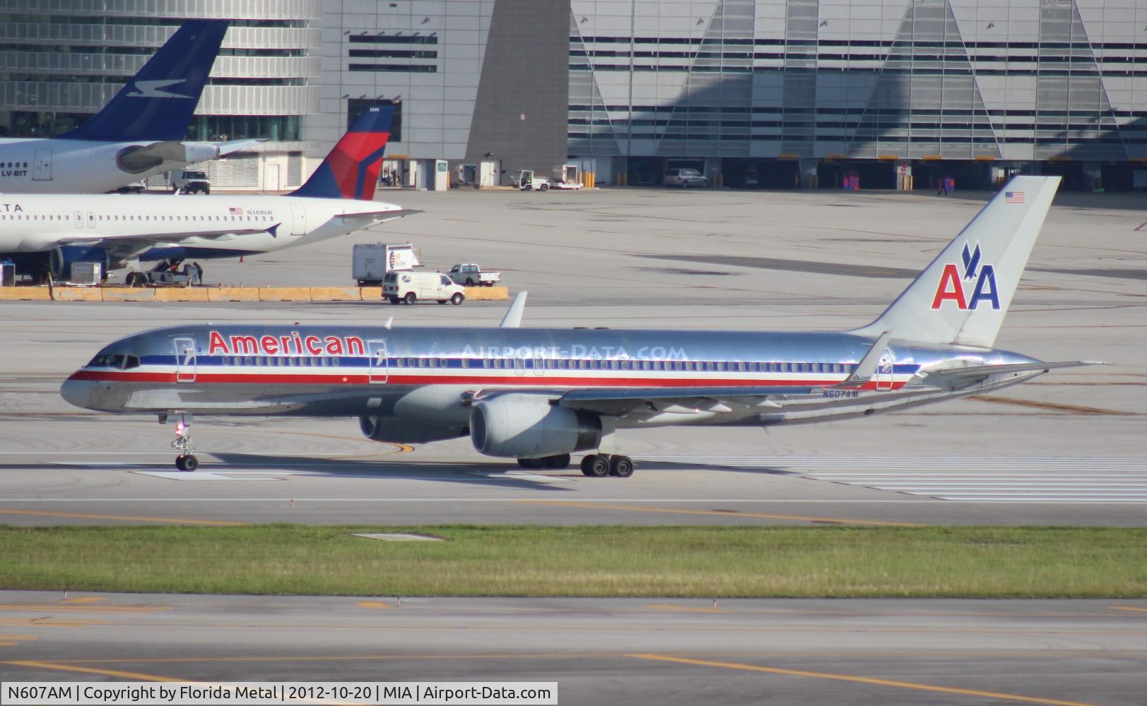 N607AM, 1996 Boeing 757-223 C/N 27058, American 757