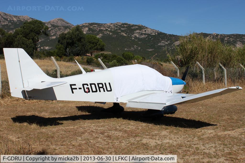 F-GDRU, Robin DR-400-108  Dauphin 2+2 C/N 1000, Parked