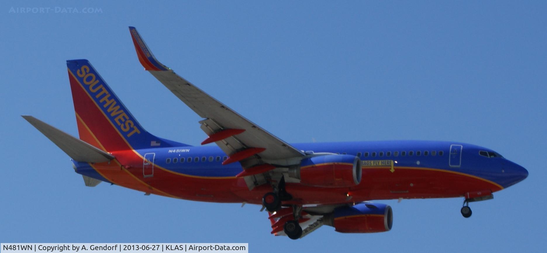 N481WN, 2004 Boeing 737-7H4 C/N 29853, Southwest Airlines (