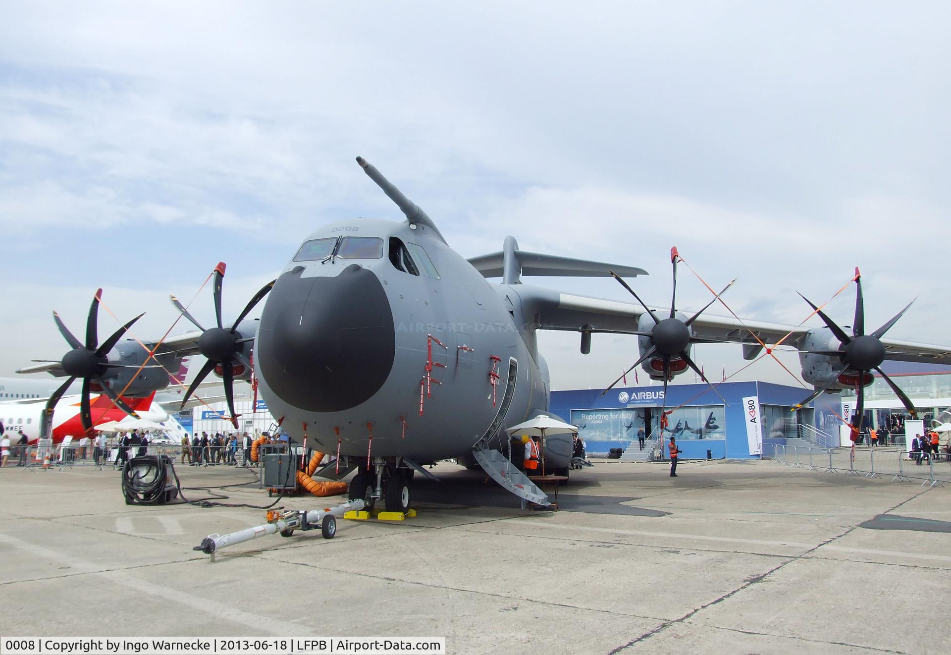 0008, Airbus A400M Atlas C/N 008, Airbus A400M for the Armee de l'Air at the Aerosalon 2013, Paris