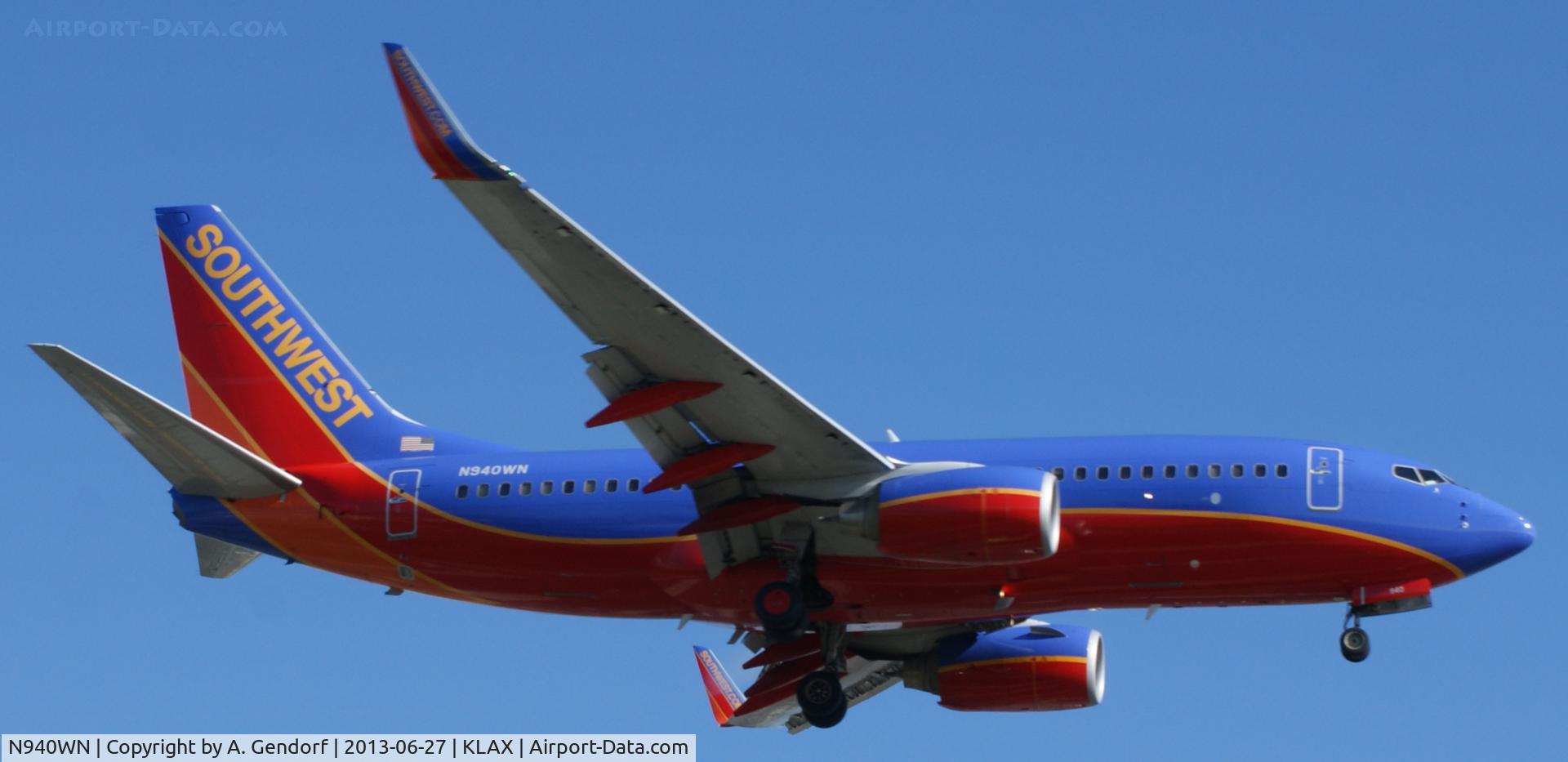 N940WN, 2009 Boeing 737-7H4 C/N 36900, Southwest Airlines, is approaching Los Angeles Int´l(KLAX)