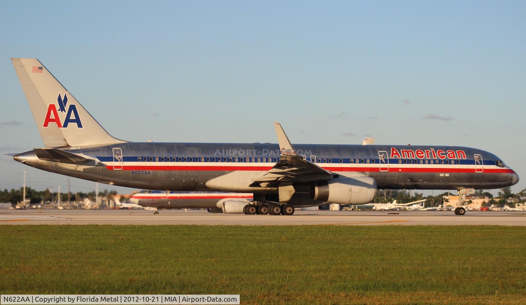N622AA, 1990 Boeing 757-223 C/N 24580, American 757-200