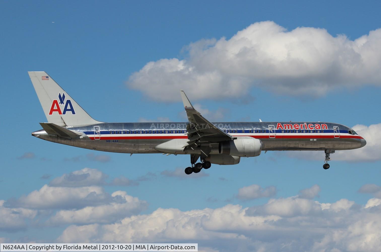 N624AA, 1990 Boeing 757-223 C/N 24582, American 757-200