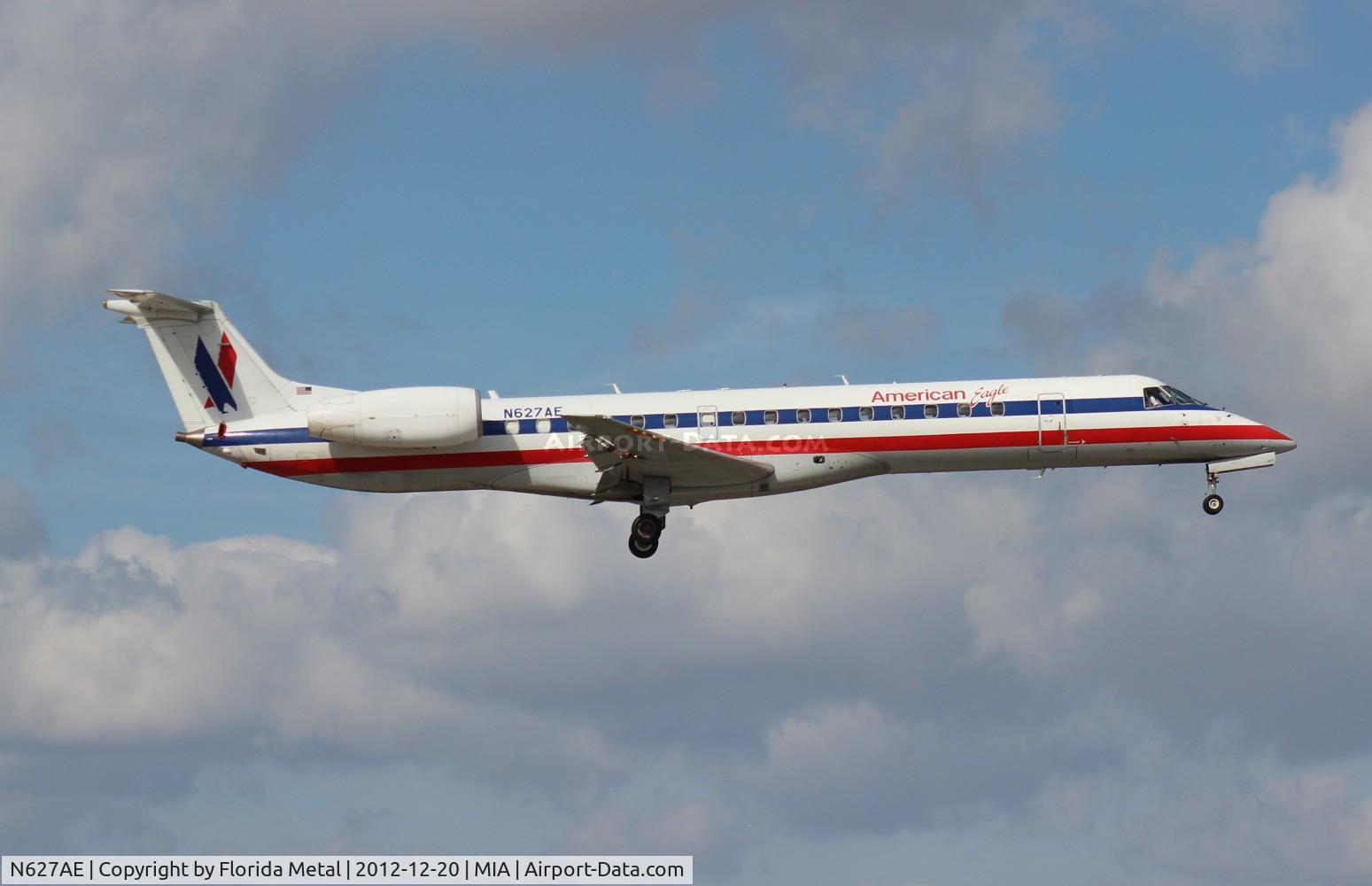 N627AE, 1999 Embraer ERJ-145LR (EMB-145LR) C/N 145121, American Eagle E145