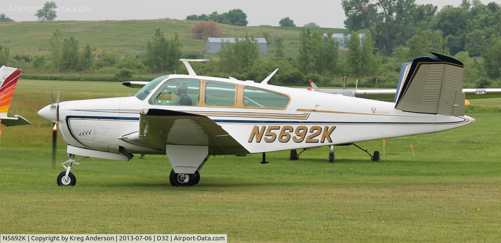 N5692K, 1964 Beech S35 Bonanza C/N D-7621, 2013 Starbuck Fly-in