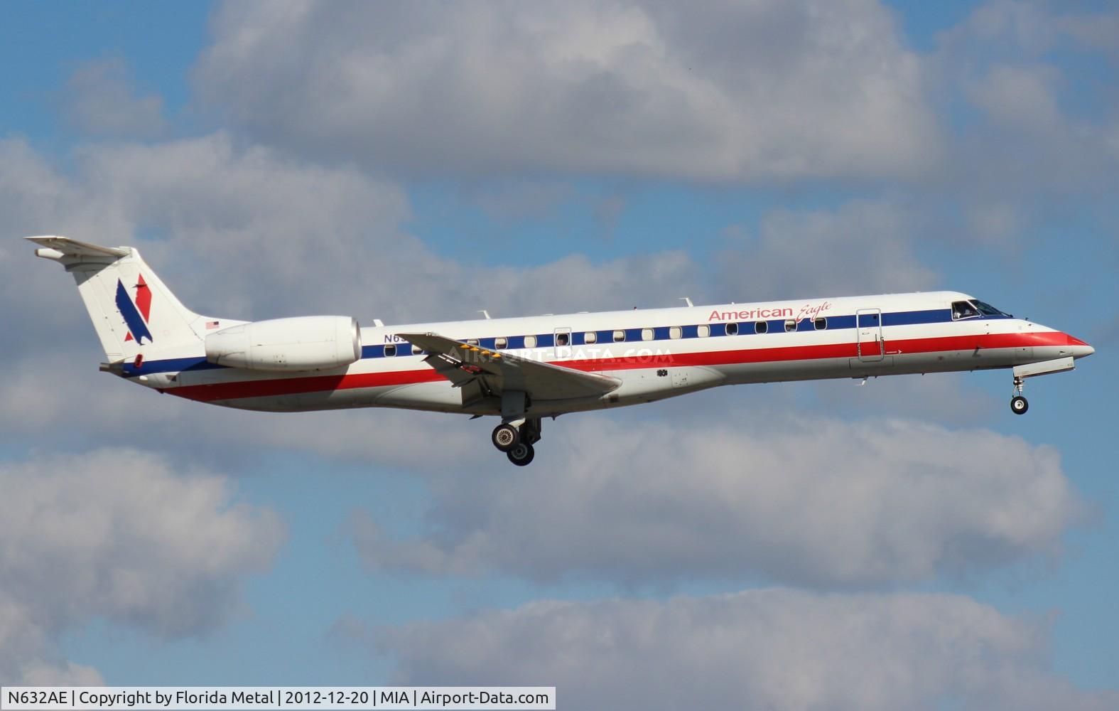 N632AE, 1999 Embraer ERJ-145LR (EMB-145LR) C/N 145143, American Eagle E145