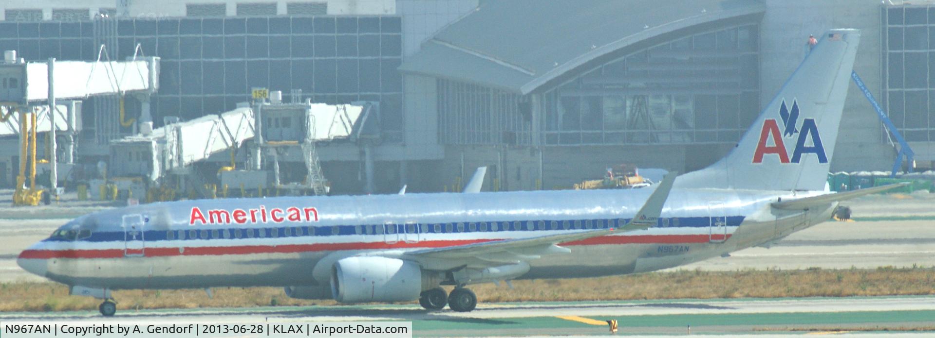 N967AN, 2001 Boeing 737-823 C/N 29545, American Airlines, shortly after arriving at Los Angeles(KLAX)