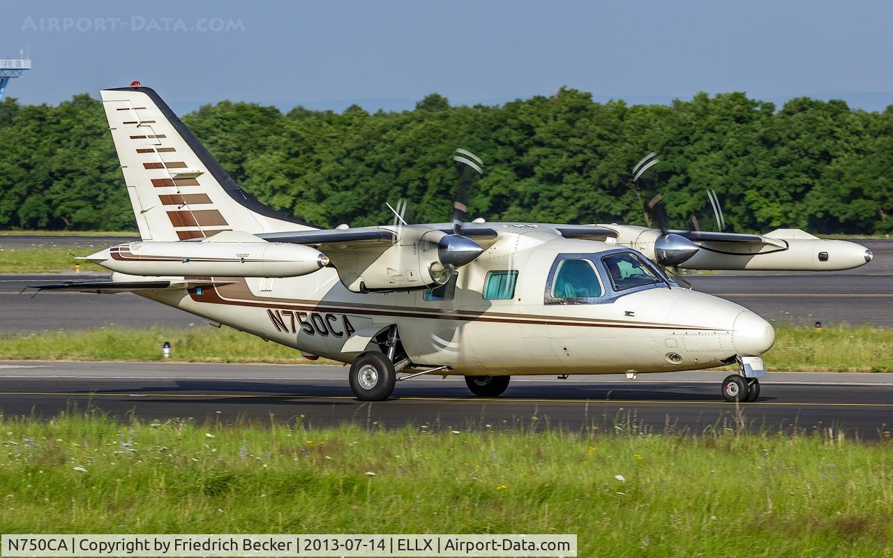 N750CA, 1979 Mitsubishi MU-2B-40 Solitaire C/N 407SA, taxying to the active