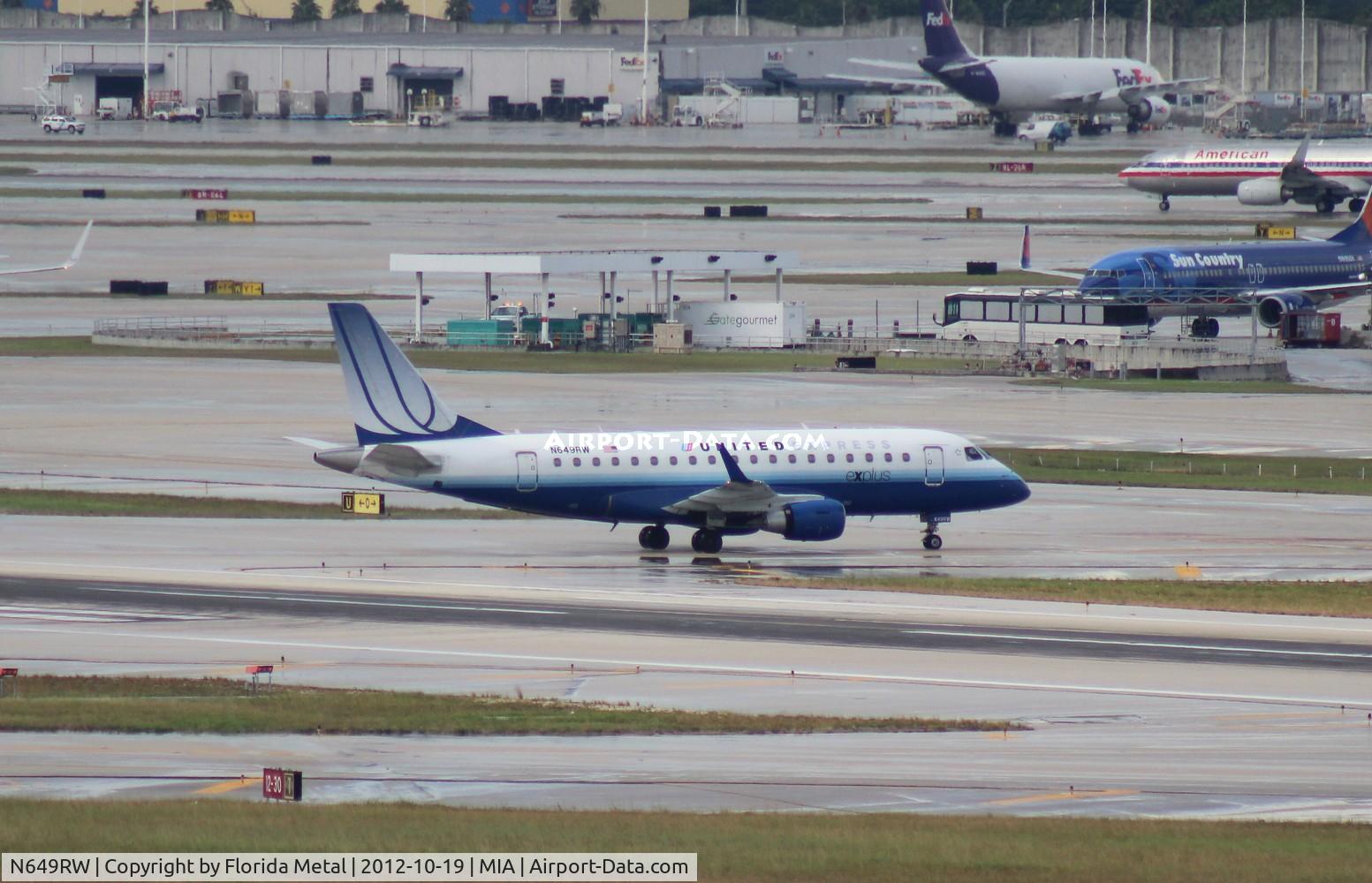 N649RW, 2005 Embraer 170SE (ERJ-170-100SE) C/N 17000070, United Express E170