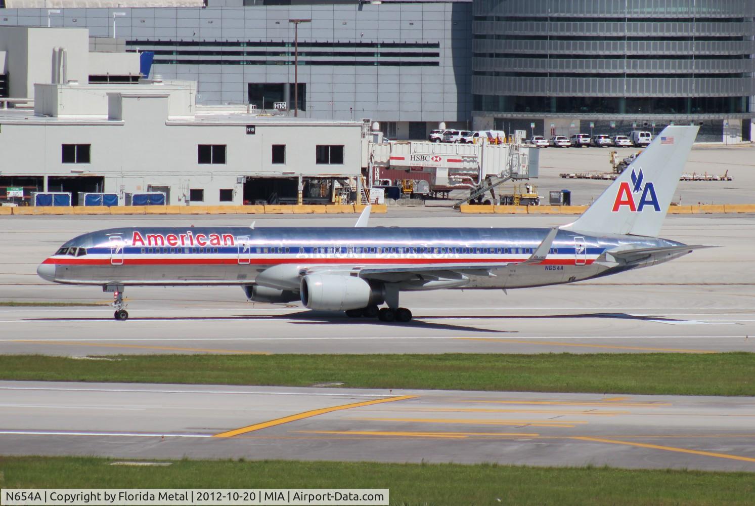 N654A, 1991 Boeing 757-223 C/N 24612, American 757