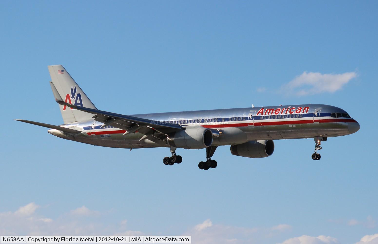 N658AA, 1991 Boeing 757-223 C/N 24616, American 757