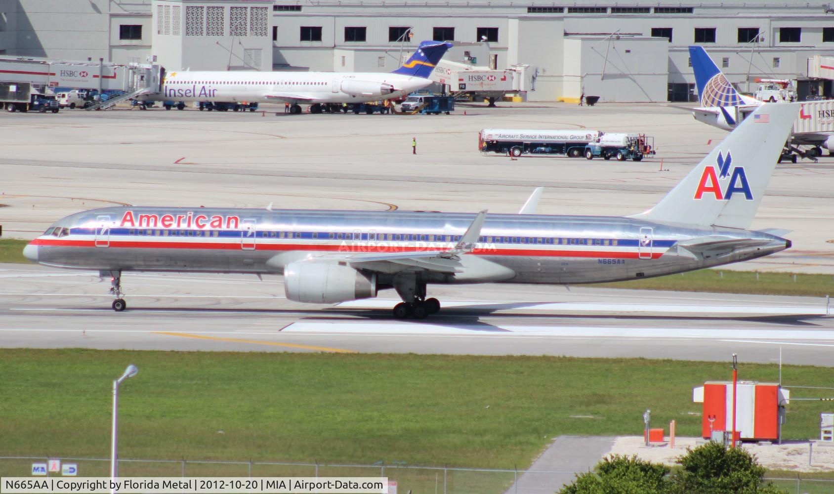 N665AA, 1992 Boeing 757-223 C/N 25299, American 757