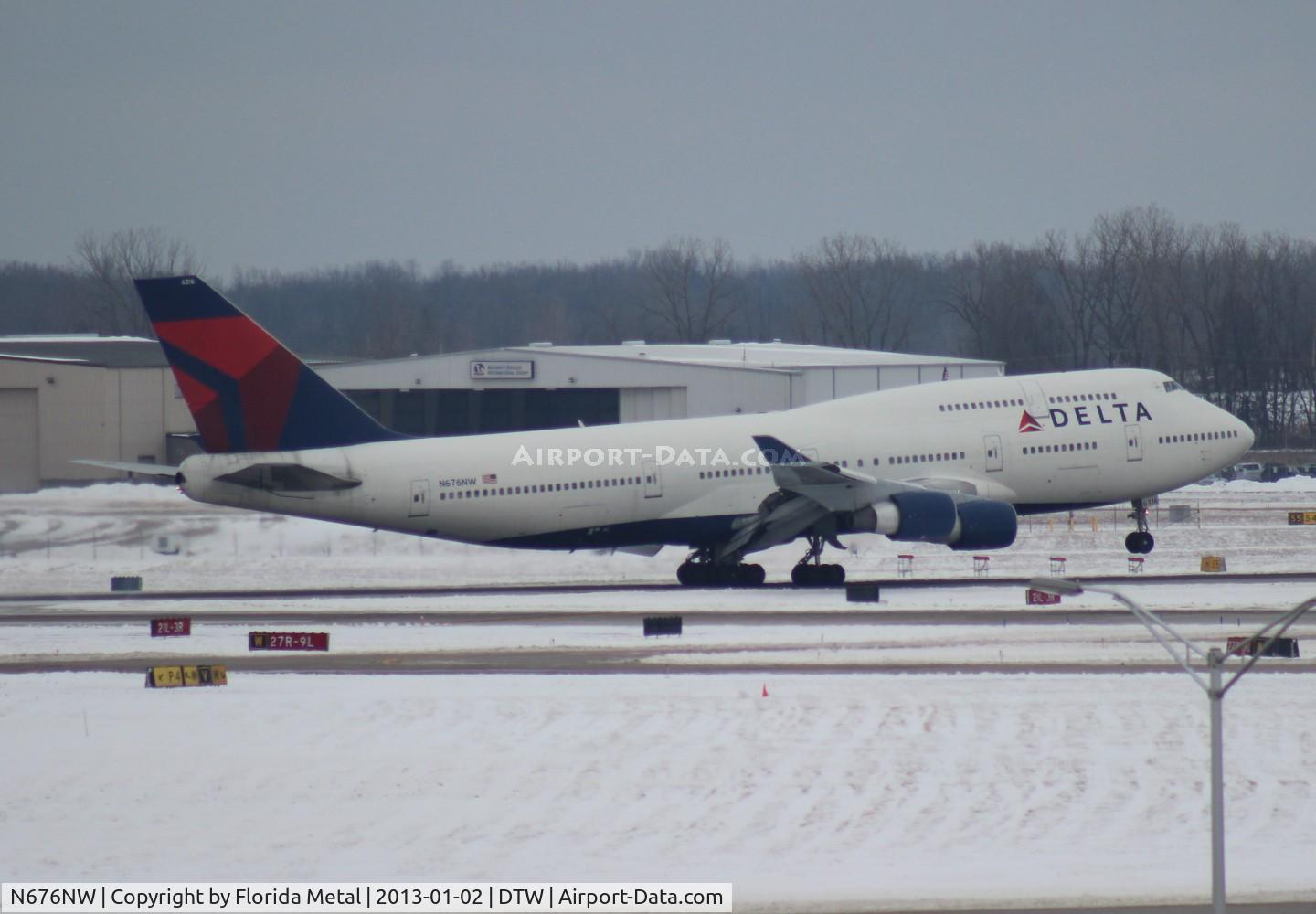 N676NW, 2002 Boeing 747-451 C/N 33002, Delta 747-400