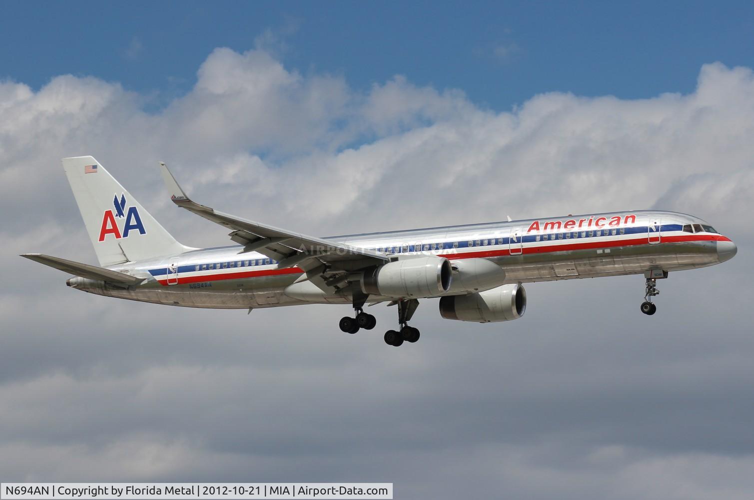 N694AN, 1994 Boeing 757-223 C/N 26974, American 757