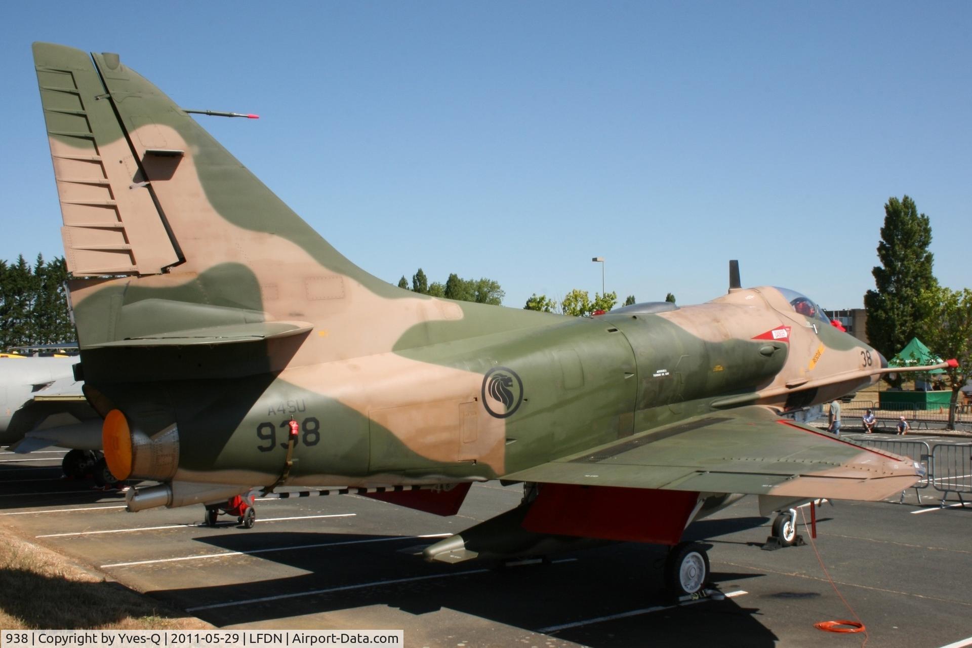 938, Douglas A-4SU Skyhawk C/N 12587, Douglas A-4SU Skyhawk, Rochefort-St Agnant AB 721 (LFDN-RCO)